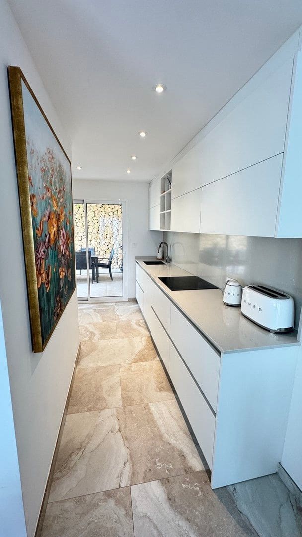 3 soveværelse Semi-Rækkehus til salg i Altea med swimmingpool garage - € 445.000 (Ref: 9239573)