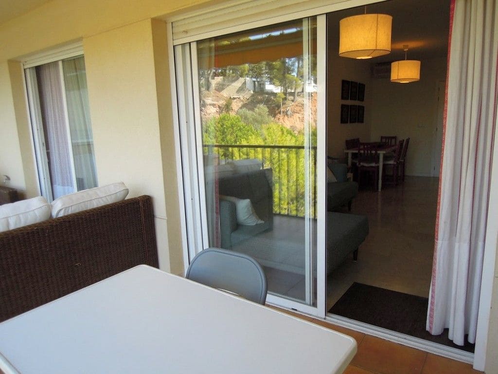 2 soveværelse Lejlighed til leje i Altea med swimmingpool garage - € 900 (Ref: 9247929)