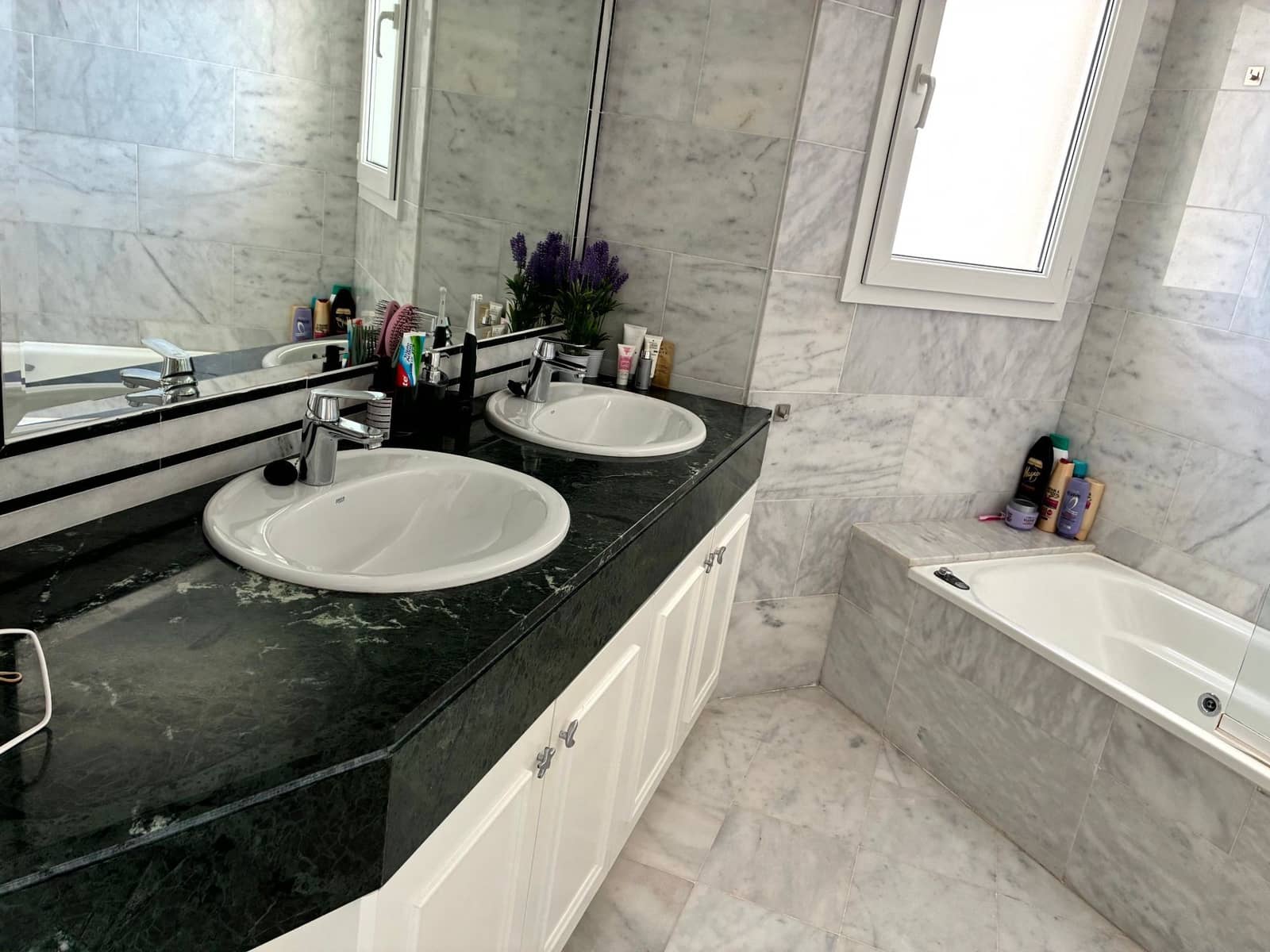 2 bedroom Apartment for rent in Altea with pool garage - € 1,400 (Ref: 9310429)