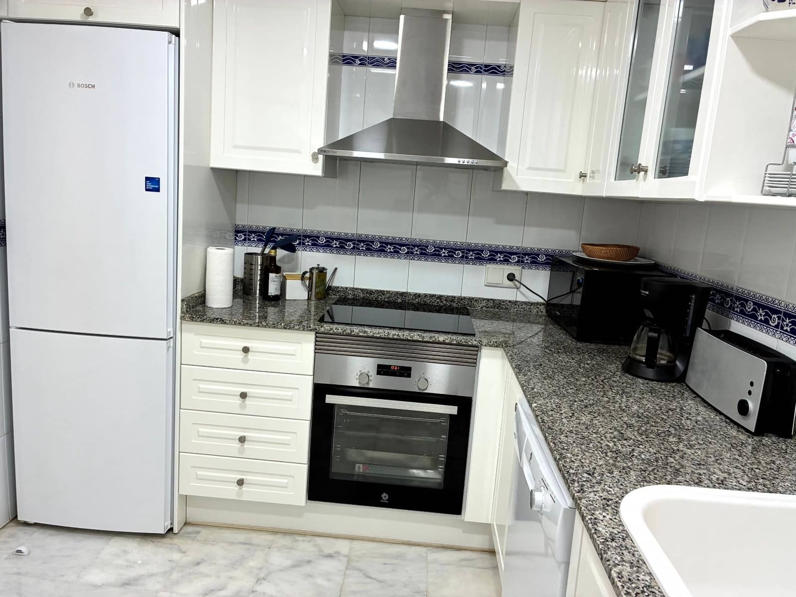 2 bedroom Apartment for rent in Altea with pool garage - € 1,400 (Ref: 9310429)