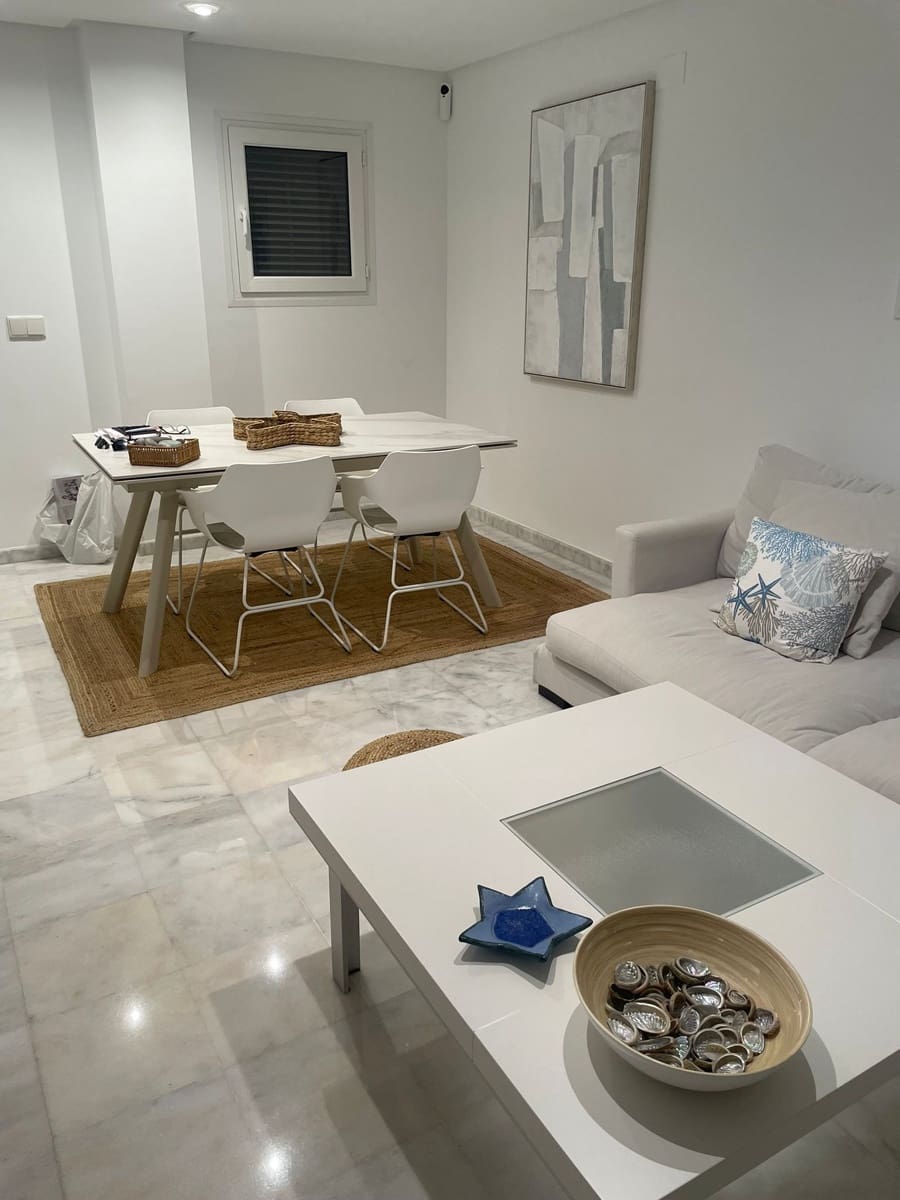 2 bedroom Apartment for rent in Altea with pool garage - € 1,400 (Ref: 9310429)