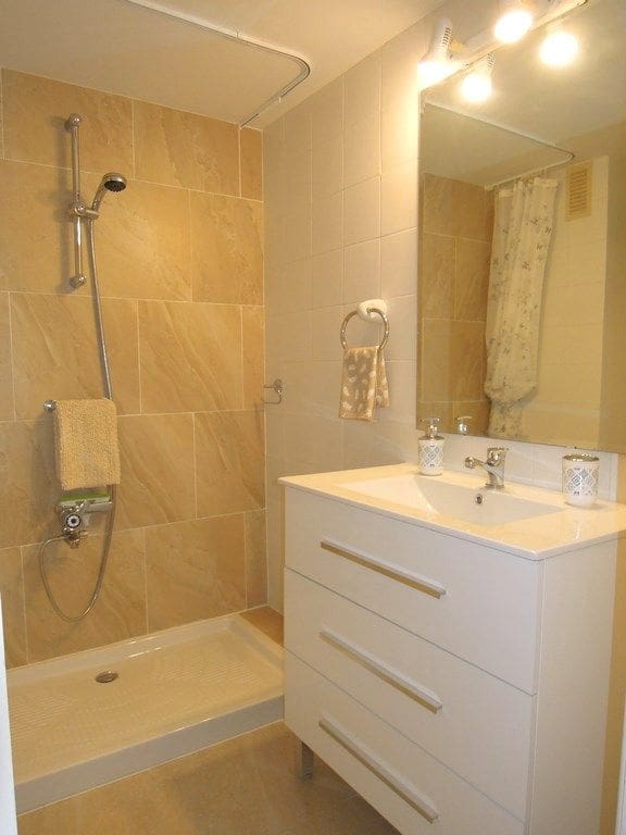 2 bedroom Apartment for rent in Altea with pool garage - € 1,100 (Ref: 9322431)