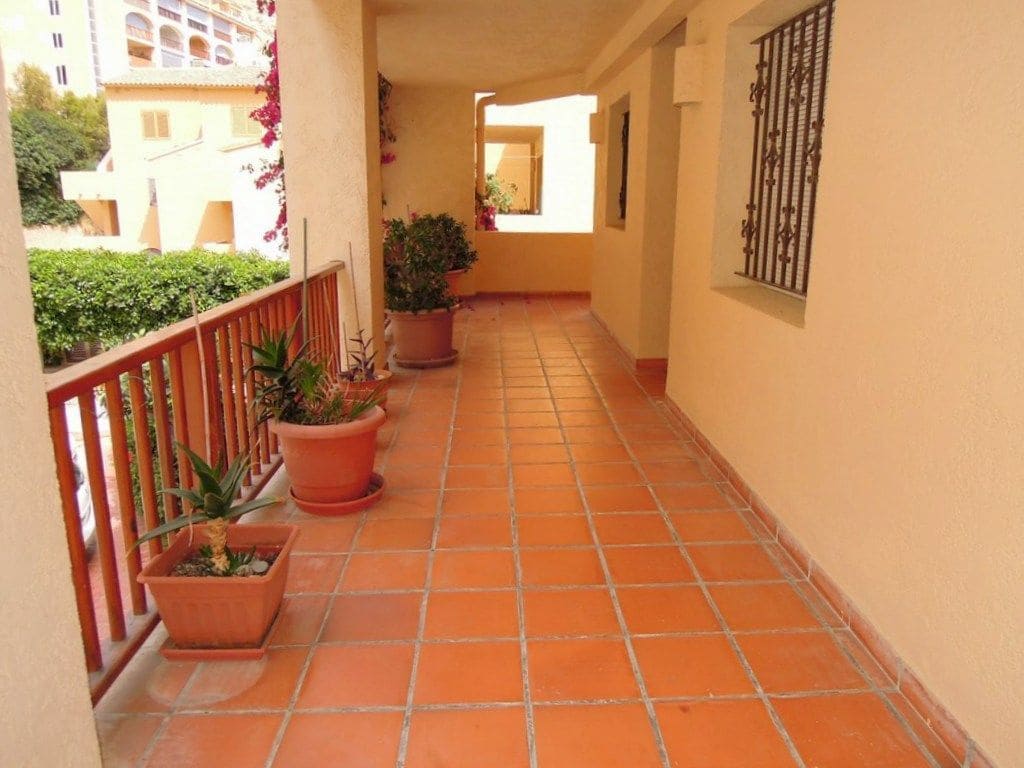 2 bedroom Apartment for rent in Altea with pool garage - € 1,100 (Ref: 9322431)