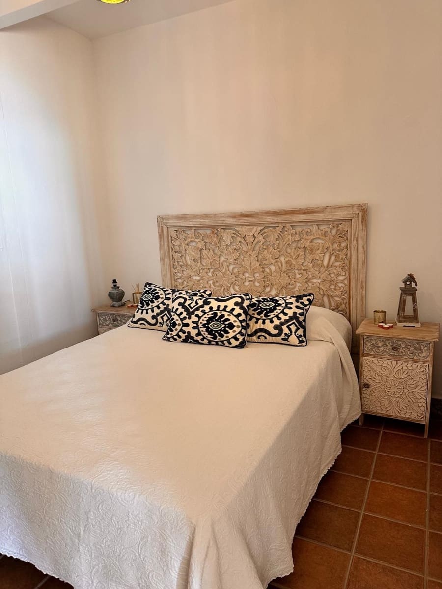 3 makuuhuone Huvila vuokrattavana paikassa Altea mukana uima-altaan 
autotalli - 1 700 € (Ref: 9341839)