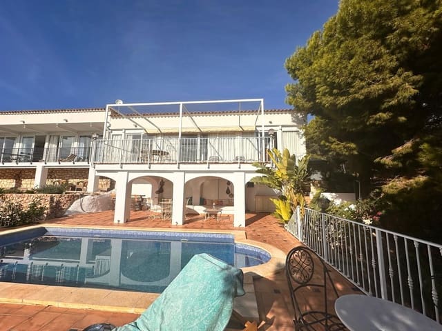 3 sypialnia Willa do wynajęcia w Altea z basenem garażem - 1 700 € (Ref: 9341839)