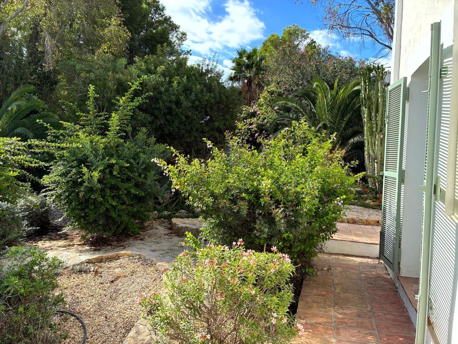 5 soveværelse Villa til leje i Altea med swimmingpool garage - € 3.000 (Ref: 9371704)