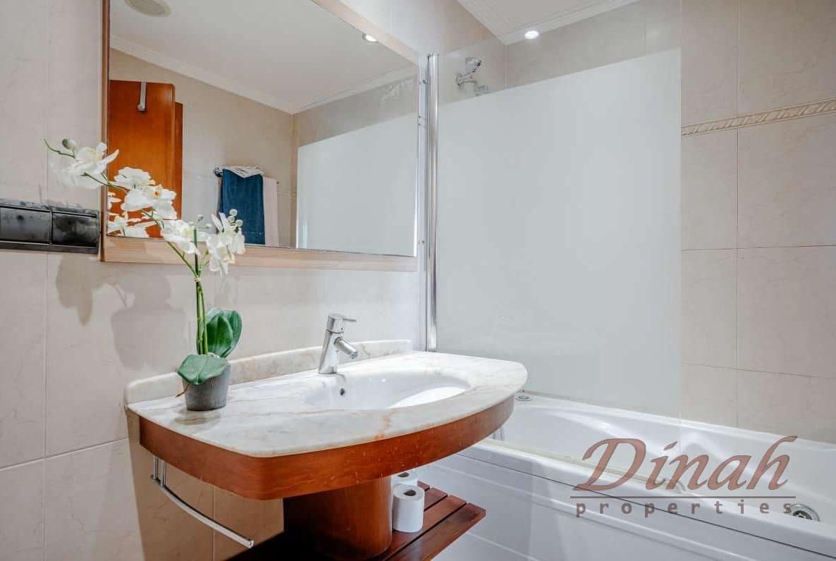 4 bedroom Apartment for sale in Altea with pool garage - € 680,000 (Ref: 9398154)