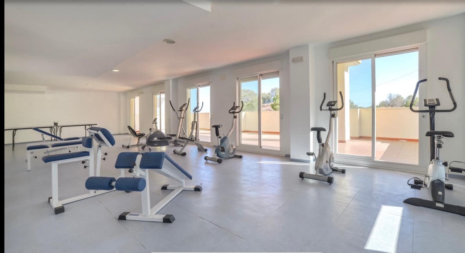 2 soveværelse Lejlighed til salg i Altea med swimmingpool garage - € 395.000 (Ref: 9402851)