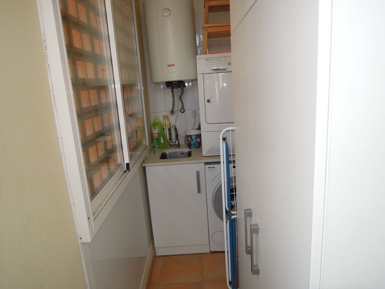 2 soveværelse Lejlighed til salg i Altea med swimmingpool garage - € 395.000 (Ref: 9402851)