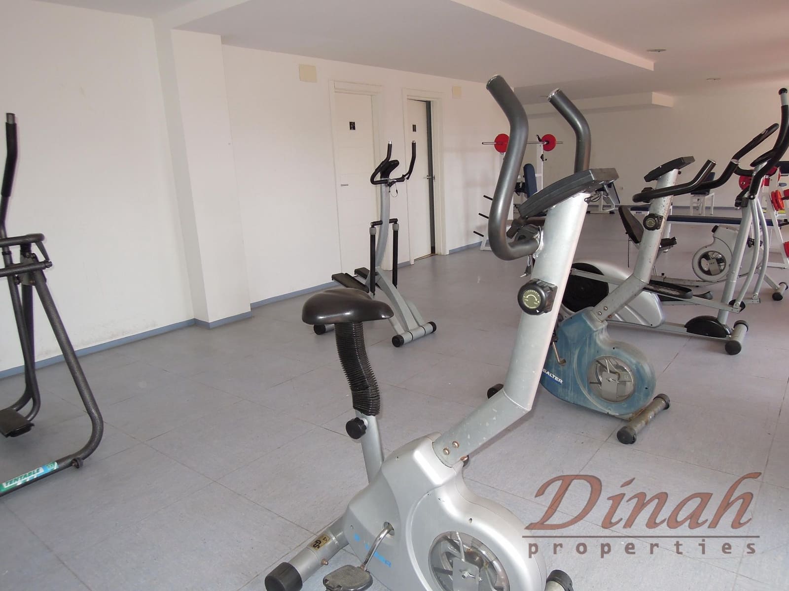 2 bedroom Apartment for sale in Altea with pool garage - € 380,000 (Ref: 9402851)