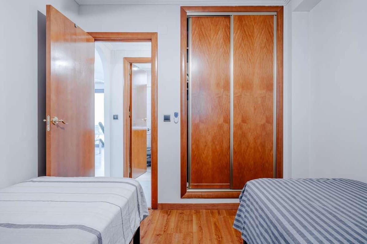 2 bedroom Apartment for sale in Altea with pool garage - € 380,000 (Ref: 9406198)