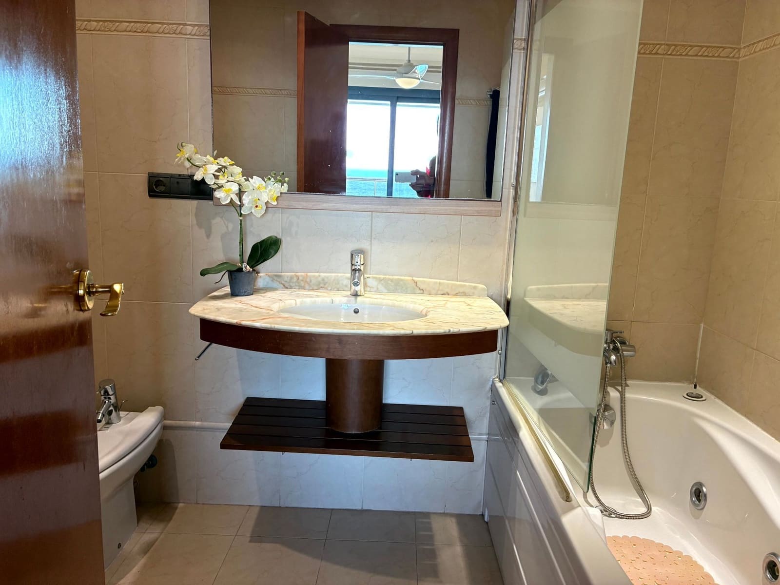 2 bedroom Apartment for sale in Altea with pool garage - € 380,000 (Ref: 9406198)