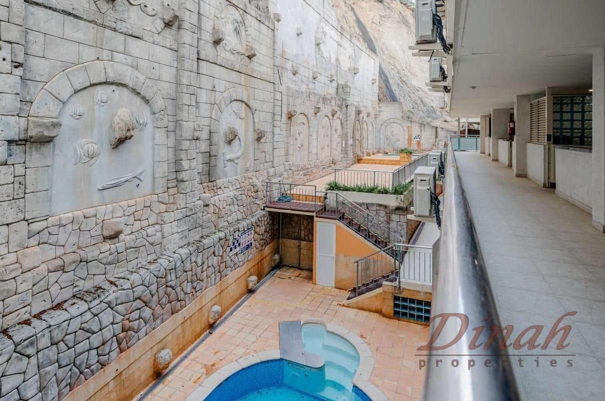 2 soverom Leilighet til salgs i Altea med svømmebasseng garasje - € 380 000 (Ref: 9406198)
