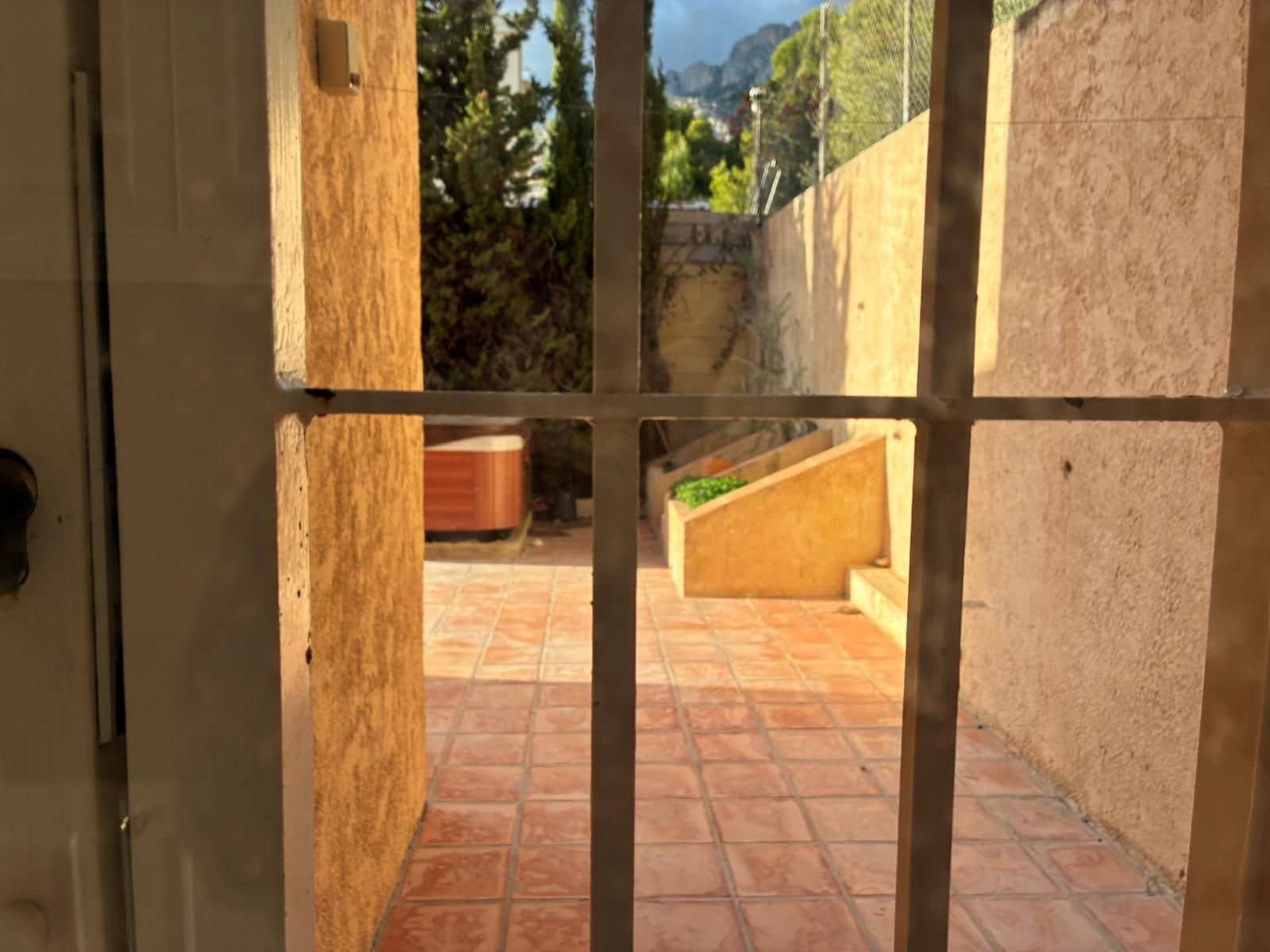 Chalet de 3 habitaciones en Altea en venta con piscina garaje - 450.000 € (Ref: 9445754)