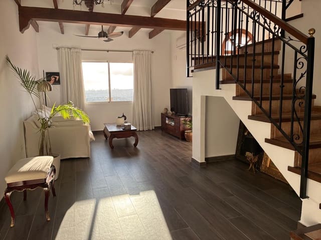 Chalet de 3 habitaciones en Altea en venta con piscina garaje - 450.000 € (Ref: 9445754)