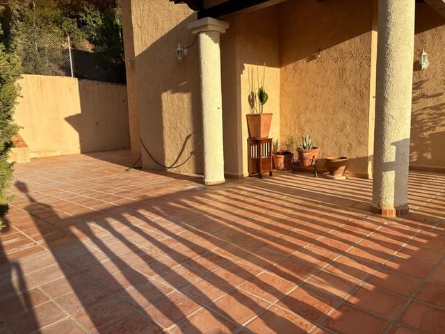 Chalet de 3 habitaciones en Altea en venta con piscina garaje - 450.000 € (Ref: 9445754)