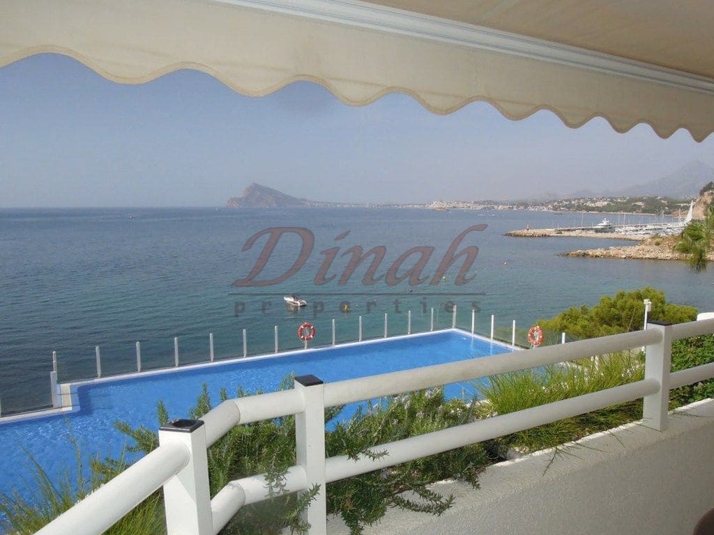 3 quarto Apartamento para arrendar em Altea com garagem - 1 800 € (Ref: 9461050)