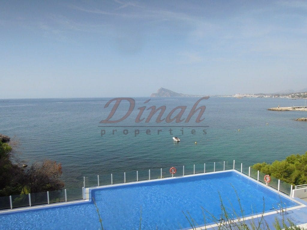 3 quarto Apartamento para arrendar em Altea com garagem - 1 800 € (Ref: 9461050)