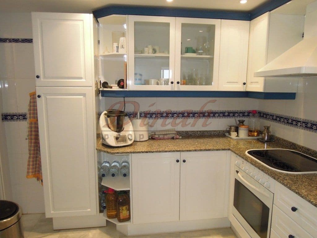 3 quarto Apartamento para arrendar em Altea com garagem - 1 800 € (Ref: 9461050)