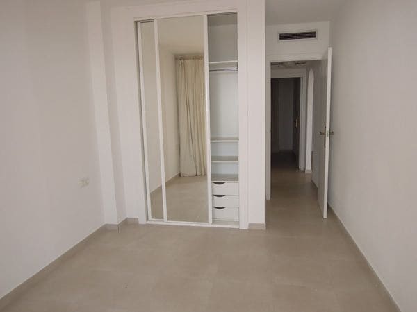 2 bedroom Apartment for sale in Altea with pool garage - € 290,000 (Ref: 9480917)