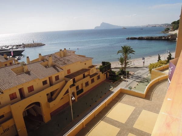 Apartamento de 2 habitaciones en Altea en venta con piscina garaje - 290.000 € (Ref: 9480917)