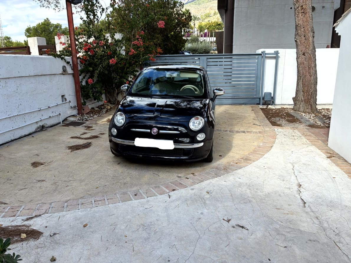 5 makuuhuone Huvila myytävänä paikassa Altea mukana uima-altaan 
autotalli - 1 180 000 € (Ref: 9560865)