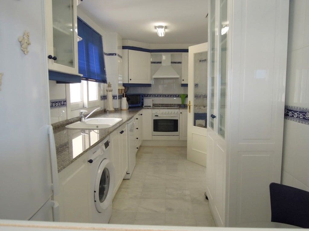 3 quarto Apartamento para arrendar em Altea com piscina garagem - 5 000 € (Ref: 9598628)