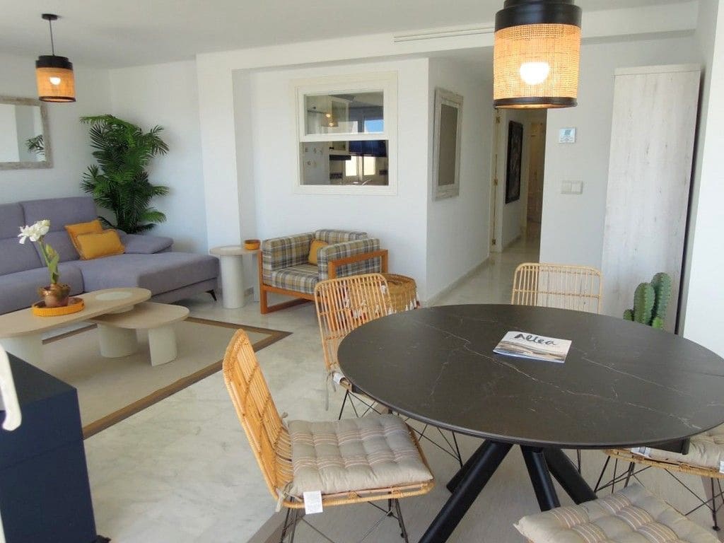 3 quarto Apartamento para arrendar em Altea com piscina garagem - 5 000 € (Ref: 9598628)