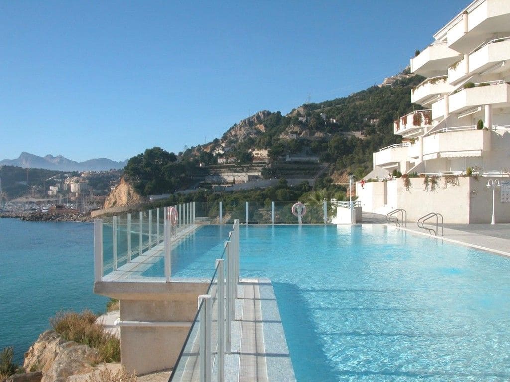 3 quarto Apartamento para arrendar em Altea com piscina garagem - 5 000 € (Ref: 9598628)