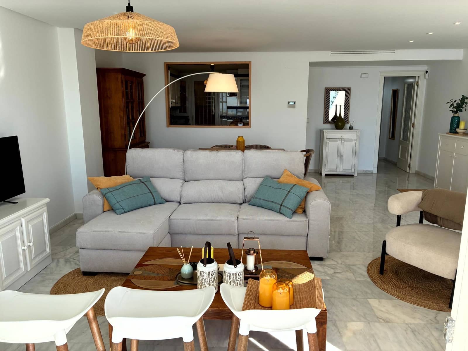 2 soverom Leilighet til leie i Altea med svømmebasseng garasje - € 2 250 (Ref: 9633740)