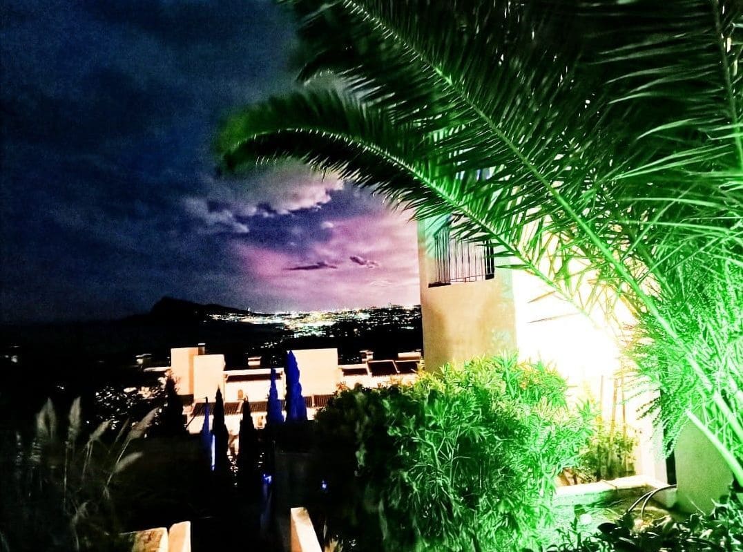 6 quarto Moradia Geminada para venda em Altea com piscina - 525 000 € (Ref: 9647651)