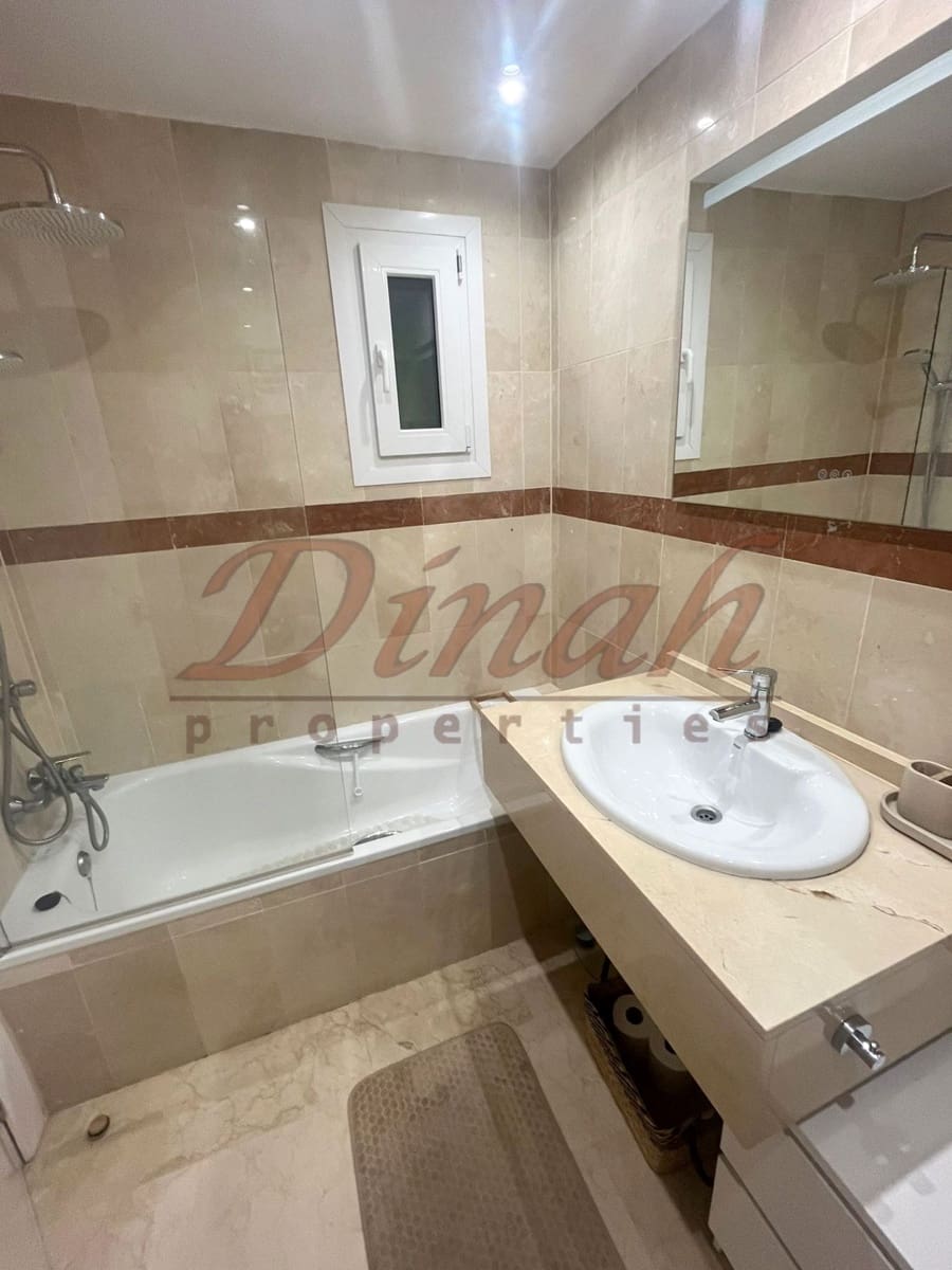 3 sovrum Lägenhet att hyra i Altea med pool garage - 1 750 € (Ref: 9651189)