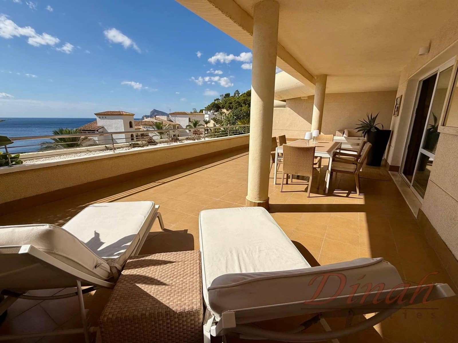 3 bedroom Apartment for rent in Altea with pool garage - € 1,750 (Ref: 9651189)