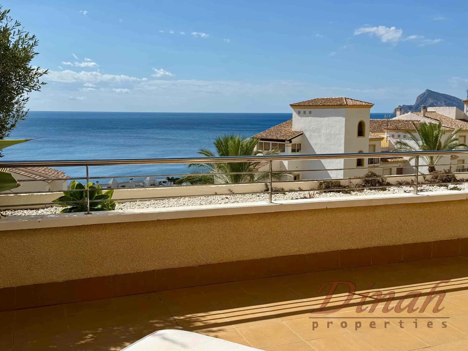 3 bedroom Apartment for rent in Altea with pool garage - € 1,750 (Ref: 9651189)