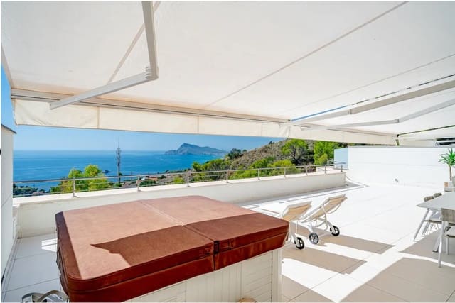 3 bedroom Apartment for sale in Altea with pool garage - € 1,150,000 (Ref: 9731644)