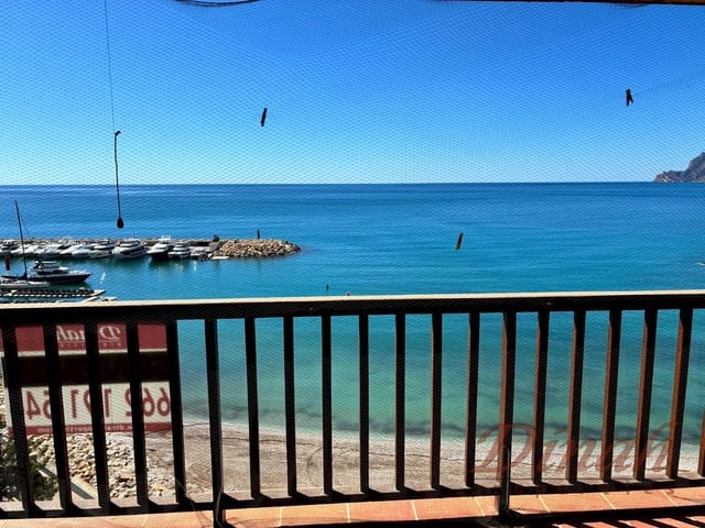 Apartamento de 3 habitaciones en Altea en venta con piscina garaje - 385.000 € (Ref: 9780083)