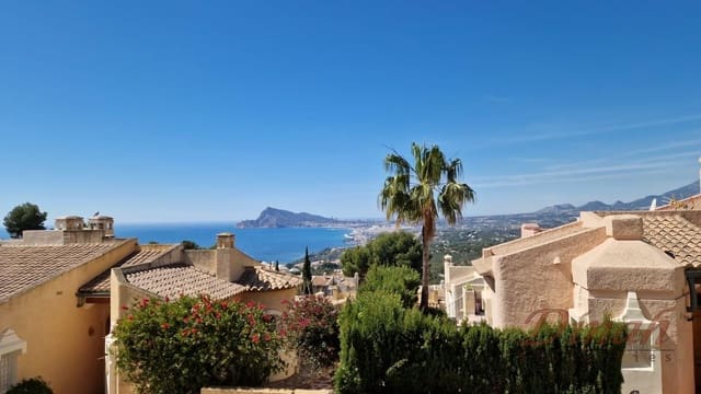 3 sypialnia Willa na sprzedaż w Altea z basenem garażem - 525 000 € (Ref: 9796121)