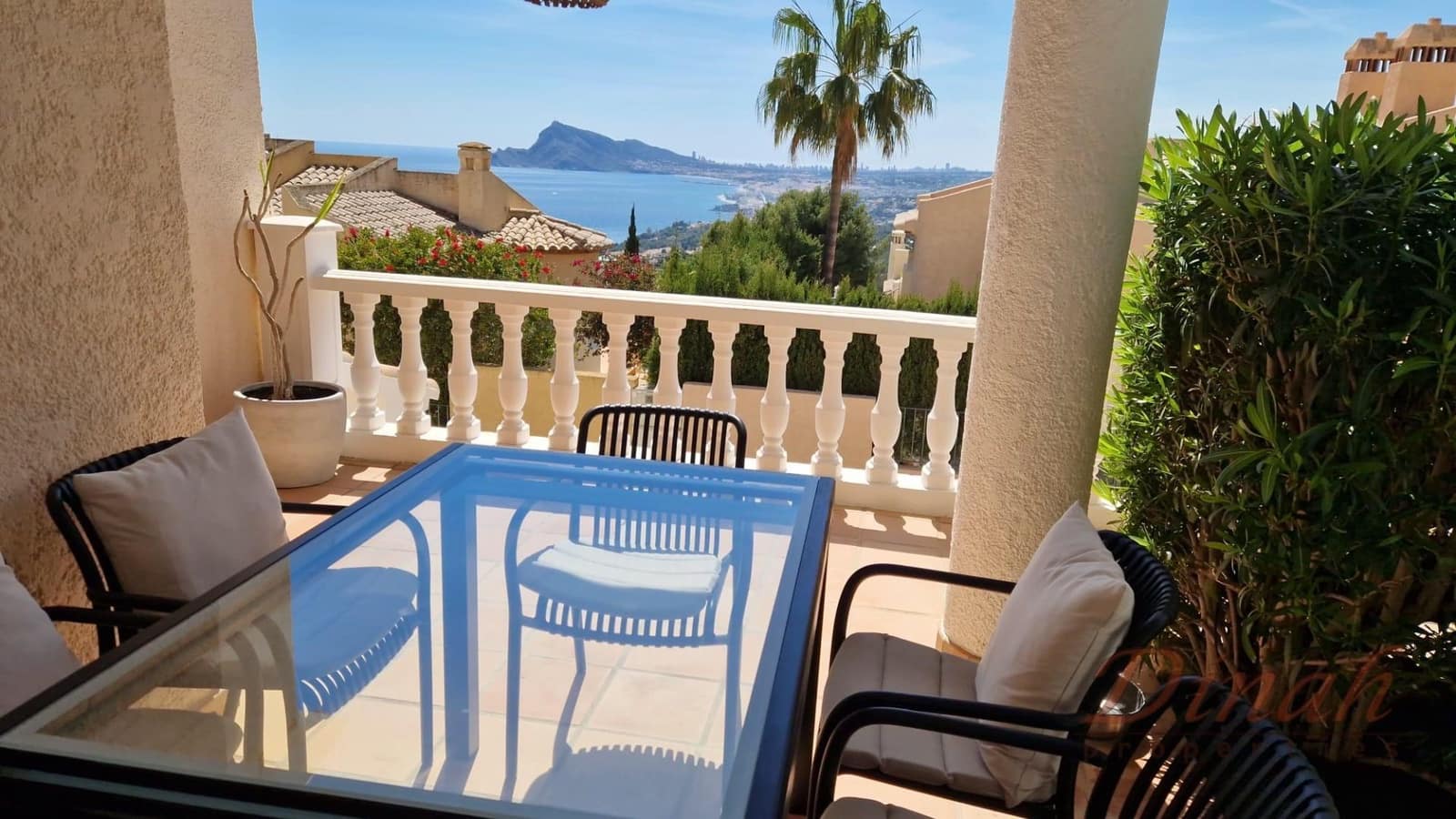 3 sypialnia Willa na sprzedaż w Altea z basenem garażem - 525 000 € (Ref: 9796121)