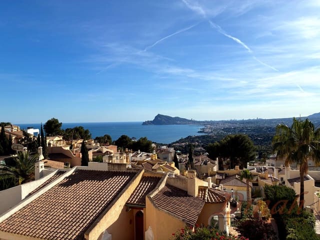 3 sypialnia Willa na sprzedaż w Altea z basenem garażem - 525 000 € (Ref: 9796121)