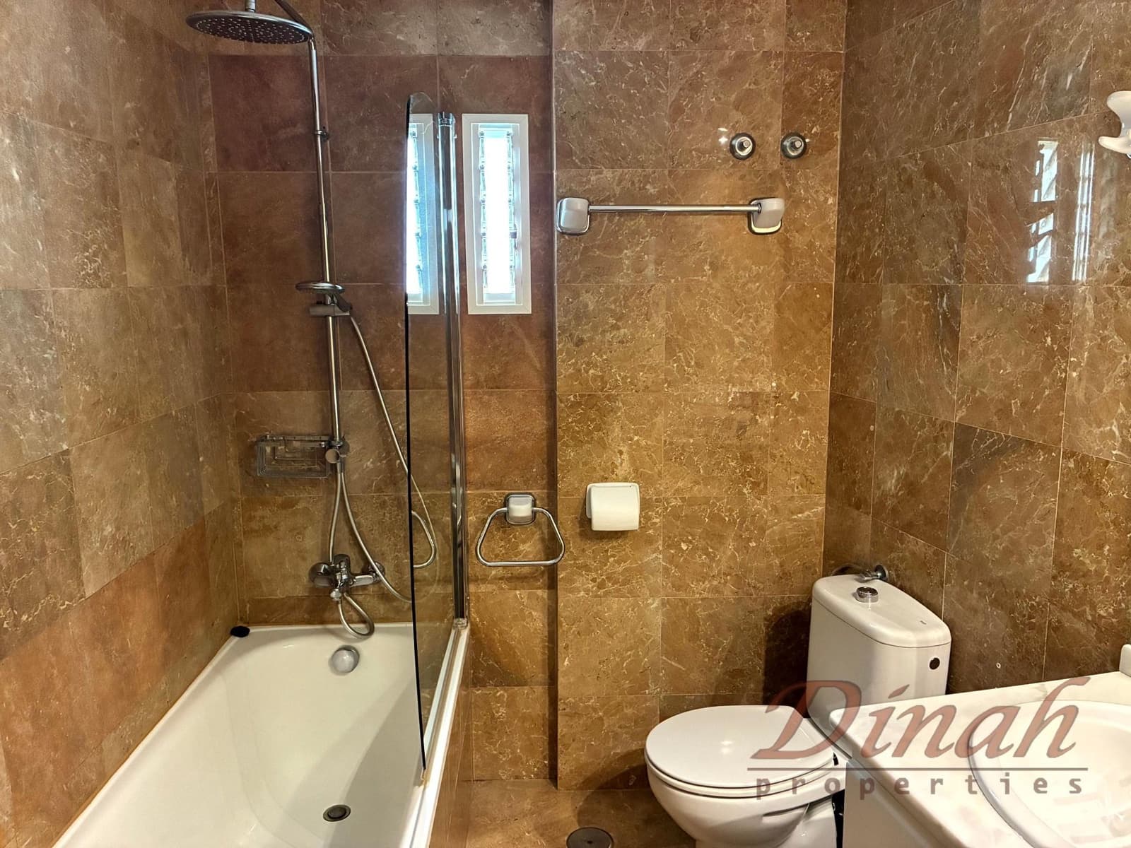 2 quarto Apartamento para arrendar em Altea com piscina - 1 250 € (Ref: 9815453)