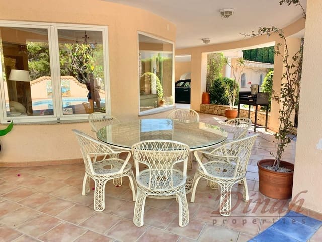 5 chambre Villa/Maison à vendre à Altea avec piscine garage - 900 000 € (Ref: 9854853)
