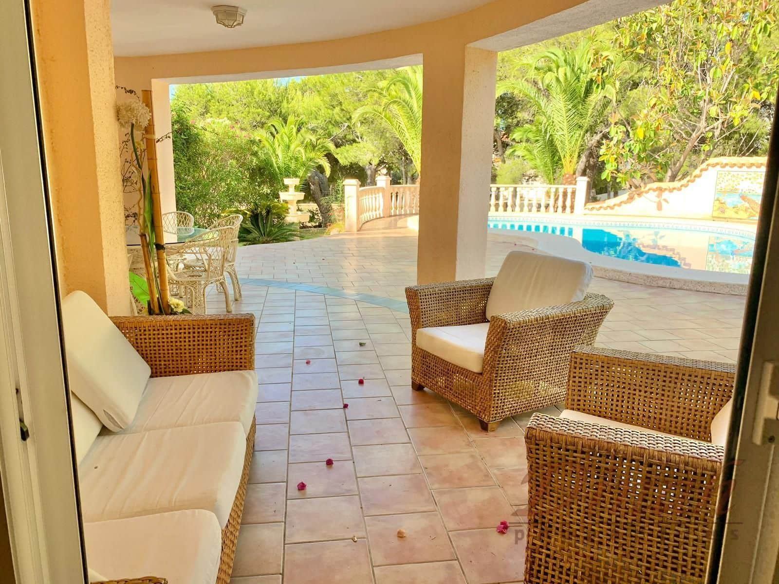 5 chambre Villa/Maison à vendre à Altea avec piscine garage - 900 000 € (Ref: 9854853)