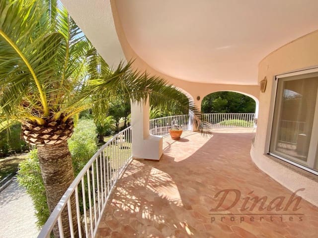 5 chambre Villa/Maison à vendre à Altea avec piscine garage - 900 000 € (Ref: 9854853)