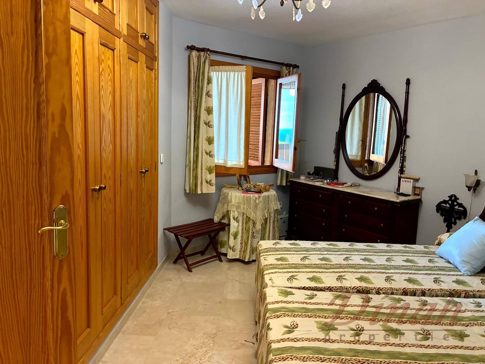 2 quarto Penthouse para venda em Altea com piscina garagem - 350 000 € (Ref: 9883976)