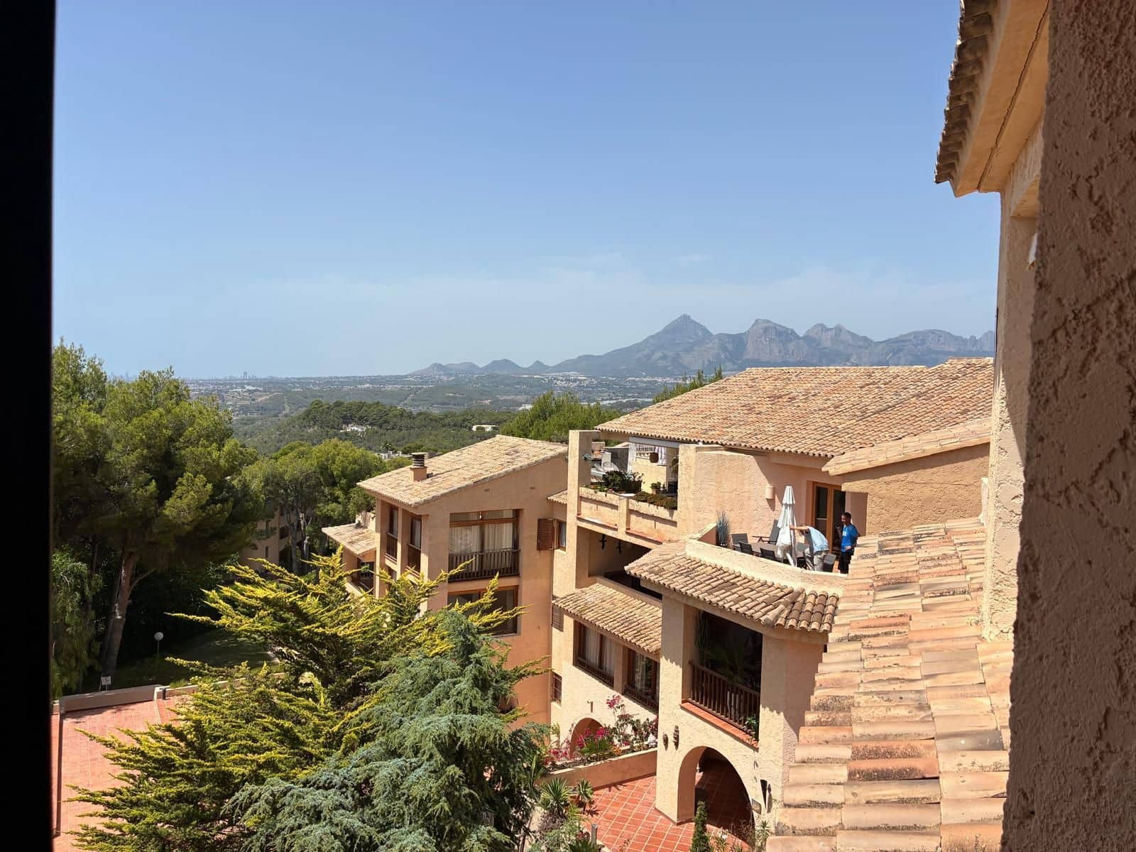 2 bedroom Penthouse for sale in Altea with pool garage - € 350,000 (Ref: 9883976)
