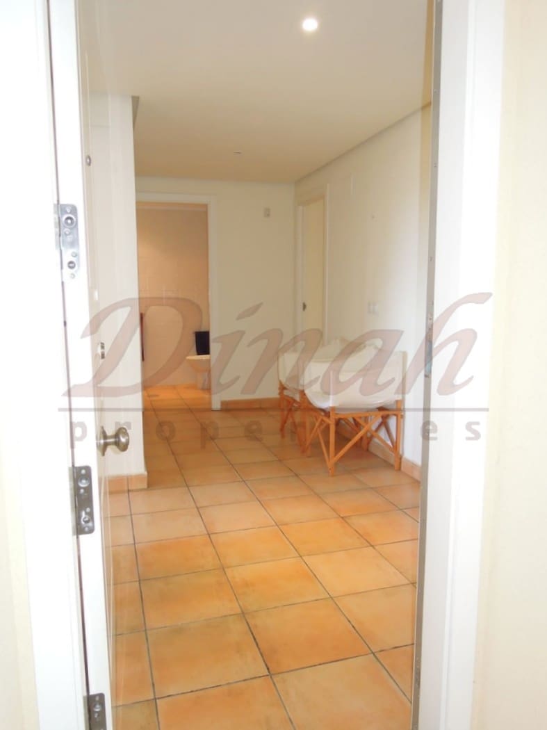 2 sovrum Lägenhet att hyra i Altea med pool garage - 1 100 € (Ref: 9889700)