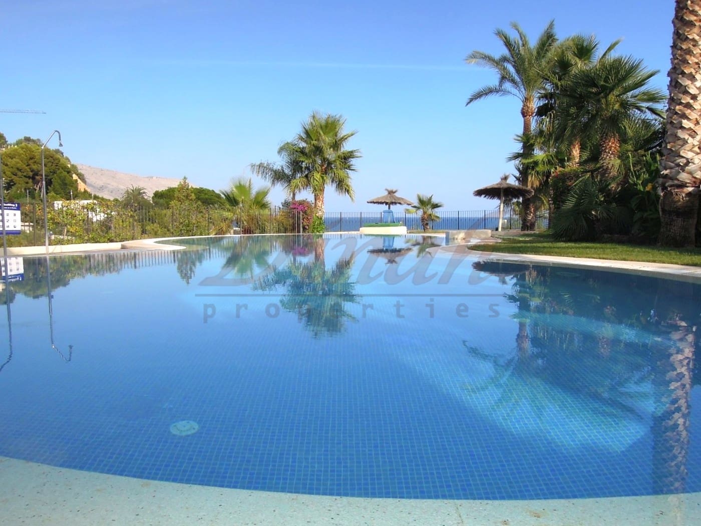2 sovrum Lägenhet att hyra i Altea med pool garage - 1 100 € (Ref: 9889700)