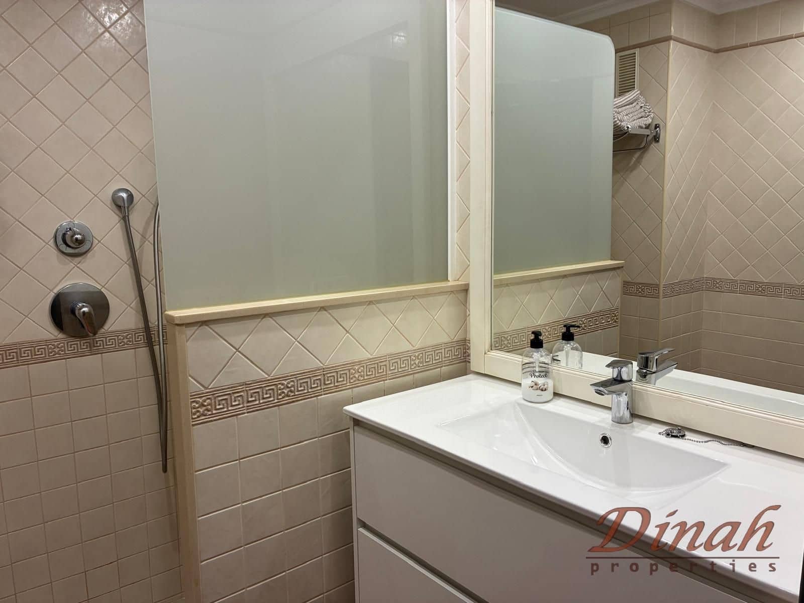 2 bedroom Apartment for sale in Altea with pool garage - € 525,000 (Ref: 9953653)