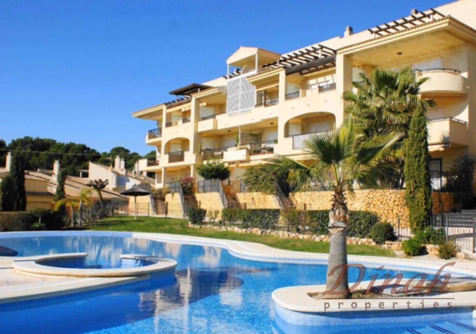 2 soverom Leilighet til leie i Altea med svømmebasseng garasje - € 1 250 (Ref: 9978125)