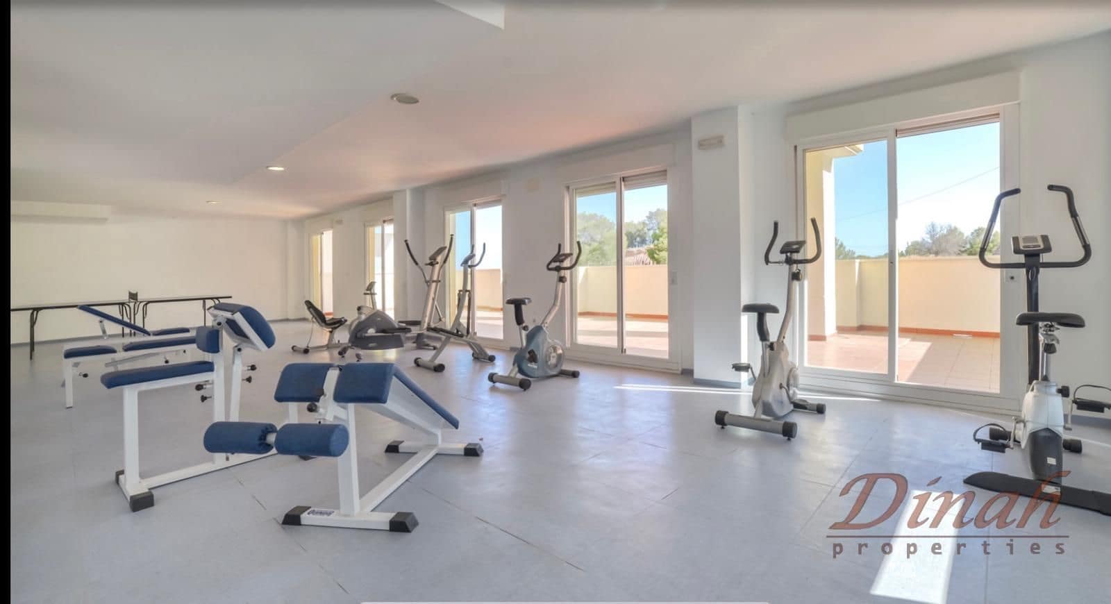 2 soverom Leilighet til leie i Altea med svømmebasseng garasje - € 1 250 (Ref: 9978125)